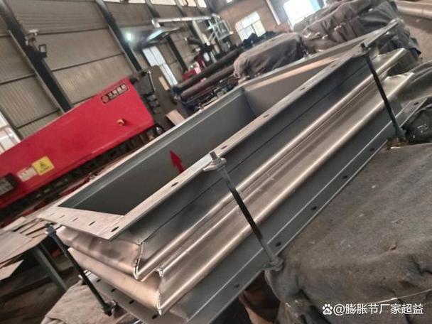 管道工程中不可或缺的组件 弯头